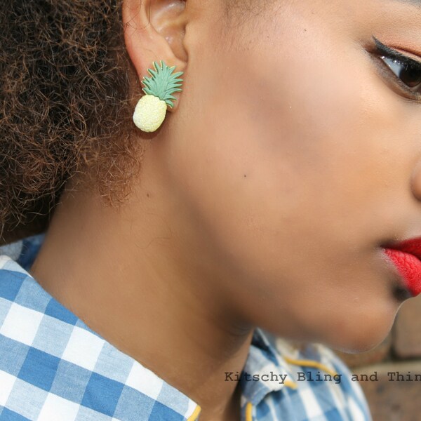 Kitsch Sparkly ananas oorbellen