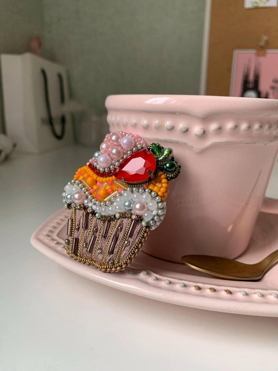 Délice Printanier: Cupcakes Vanille Fraise Plongez dans un