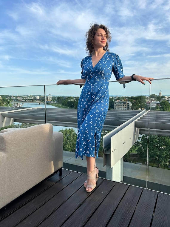 knee length dresses for ladies Still Bright Midi Dress