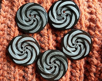 Set of FIVE 2in 60mm dark brown buttons black wooden buttons with spiral pattern. Variable quality. Laser printed buttons spiral buttons XL