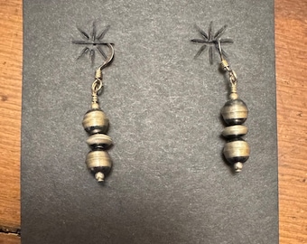 Three Bead Navajo Pearl Earrings