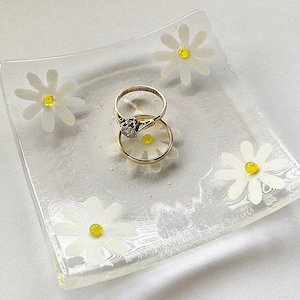 Handmade Square Jewellery Ring Dish, Hand Painted Daisy Flower Pattern, Small square dish