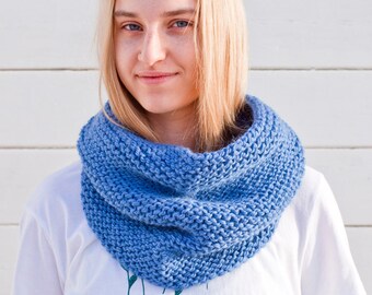Chunky bleu denim tricoté à la main, écharpe en pure laine, chaude et douce