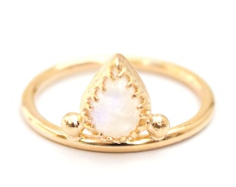 Moonstone Gold Vermeil Ring, 925 Sterling Silver with Gold Vermeil Plating, Gold Stackable Ring, Pear Moonstone Ring, Moon Ring