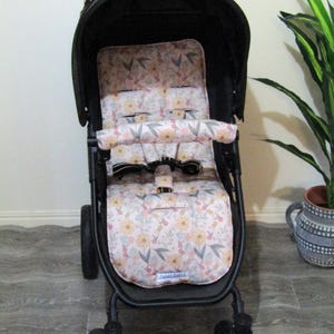 Carrinho de bebê/carrinho de passeio Sea Liner - Abelhas e flores em tons pastéis - Fabricado na Austrália