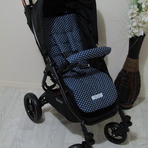 Forro de assento para carrinho de bebê - Azul marinho, com bolinhas - Fabricado na Austrália.