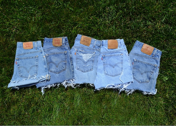 Vintage Levi’s High Waisted Shorts - image 1