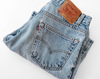 90s Vintage 550 Levi's Denim Jeans | 33x29