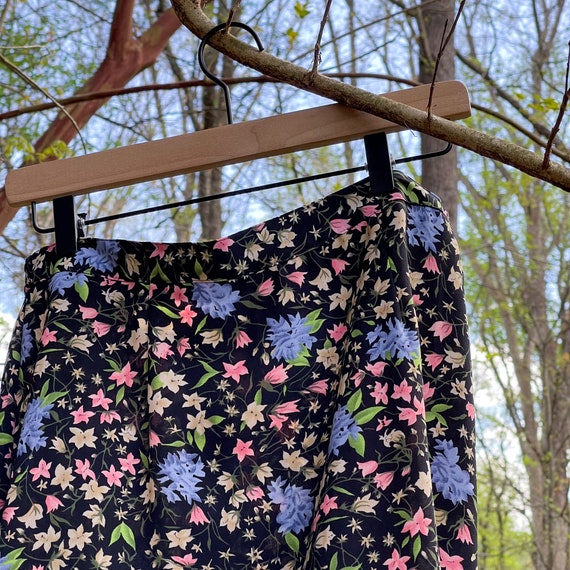 Vintage Floral Print Maxi Skirt - image 3