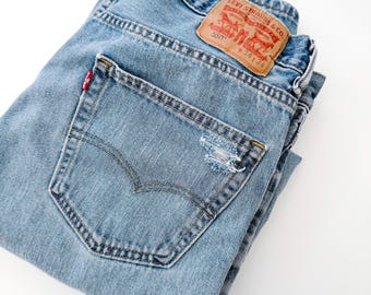 Vintage 550 Levi's Distressed Denim Jeans | 34x34
