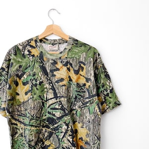 Vintage Mossy Oak Camouflage T-shirt