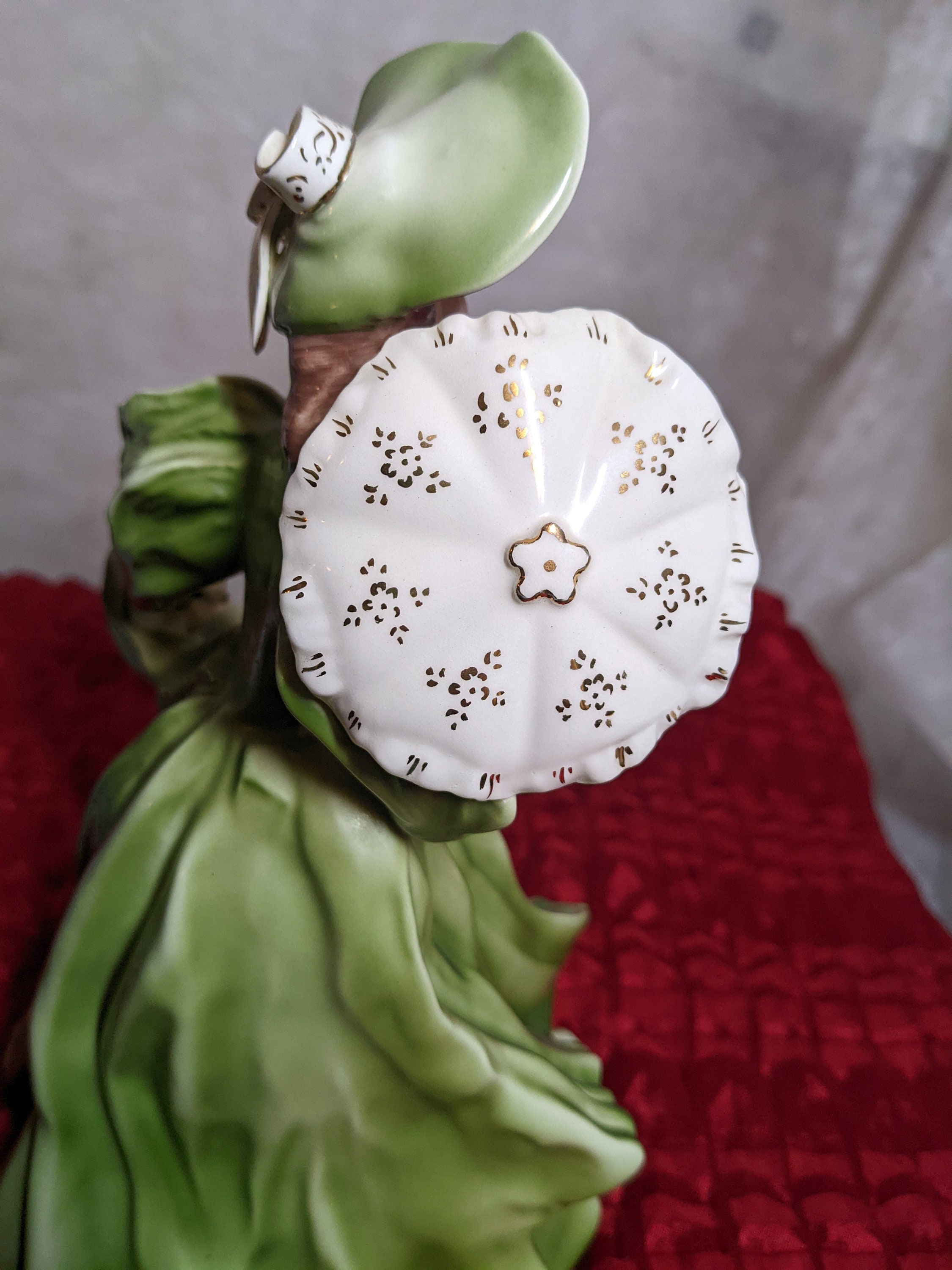 FREE SHIPPING- Vintage Porcelain Victorian Lady. Florence Ceramics