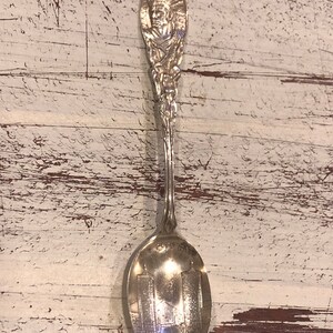 FREE SHIPPING-Vintage-Sterling Silver-Old City Gate-St. Augustine-Collectible Spoon