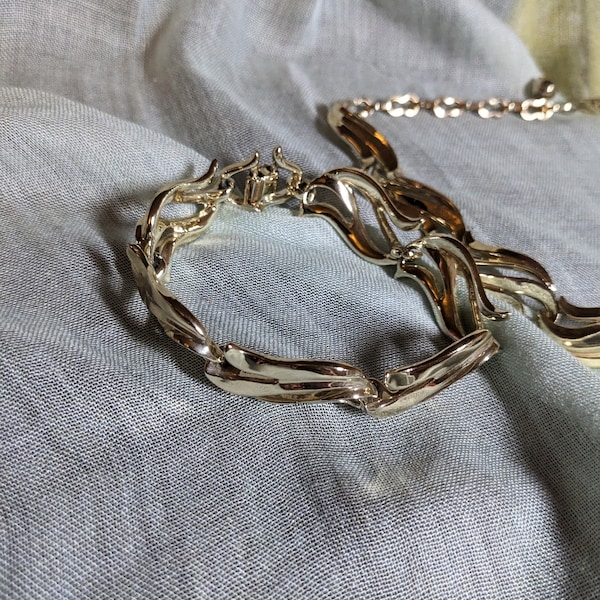 FREE SHIPPING- Vintage Gold Tone Volupte' Demi Set. Link Bracelet w/ Matching Link Necklace. See Below