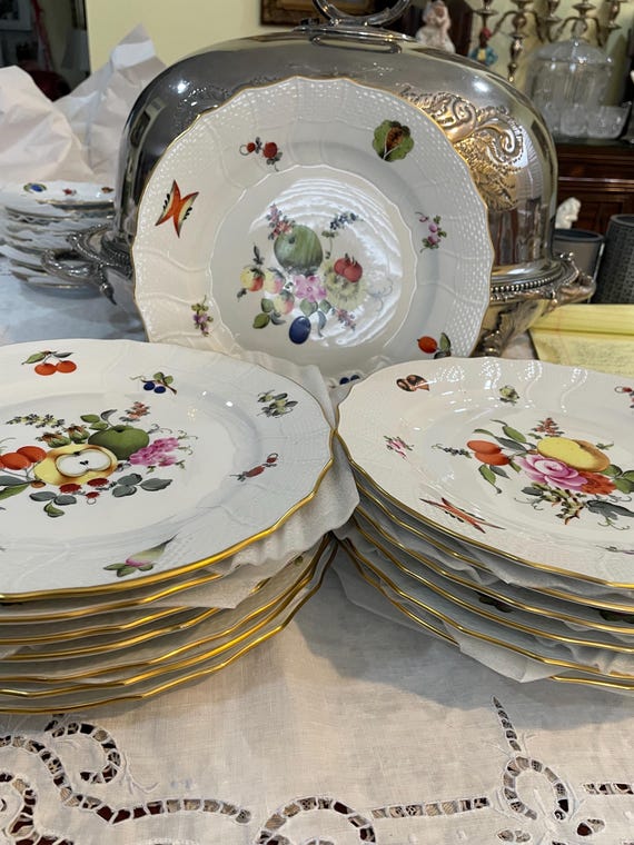 HEREND HVGARY 果物皿 FREE Shipping-herend Hungary-fruits and Flowers 10.25” Dinner