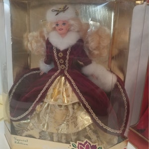 FREE SHIPPING- 1996 Special Edition Happy Holidays New In Box Barbie Doll