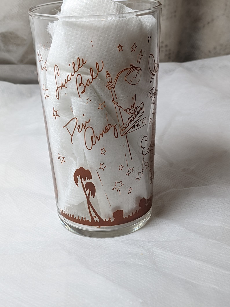 See Item Description FREE SHIPPING #6:Brown Design.Vintage Rare Libbey Glass Tumbler with Autographs of Hollywood Icons /& Iconic Landmarks