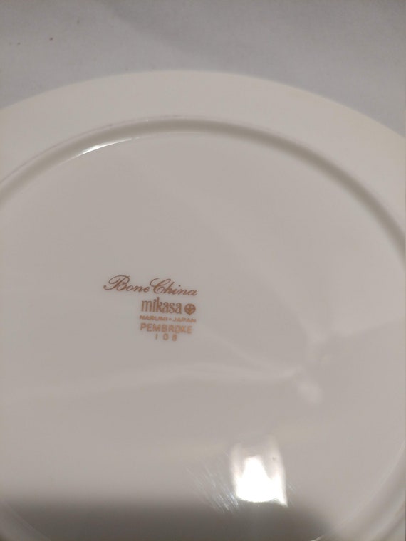 FREE SHIPPING- Mikasa Bone China Narumi Japan 