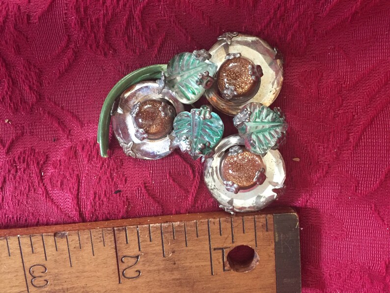 Brooch Vintage-Isser Singer and Son FREE SHIPPING