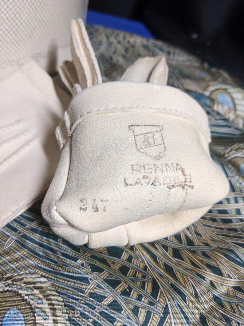 FREE SHIPPING Antique Brushed Black Velvet Silk Top Hat With Offwhite