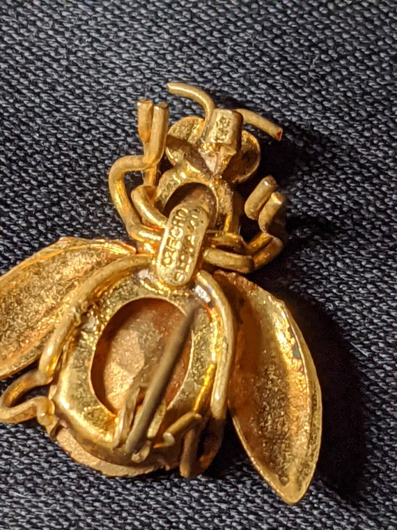 FREE SHIPPING- Gold Toned Bee Brooch Pin. Czechos… - image 2