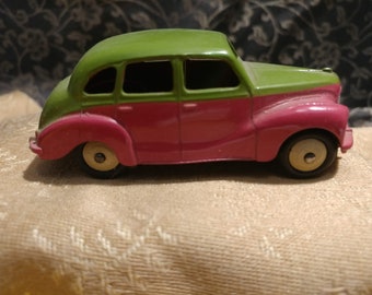 FREE SHIPPING- Vintage Dinky Toys Model No. 152- Austin Devon