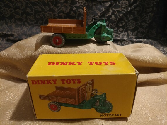 DINKY TOYS449EL CAMINOPICK-UPTRACKエルカミノ Dinky Toys 449; Chevrolet El Camino Pick-up; Turquiose