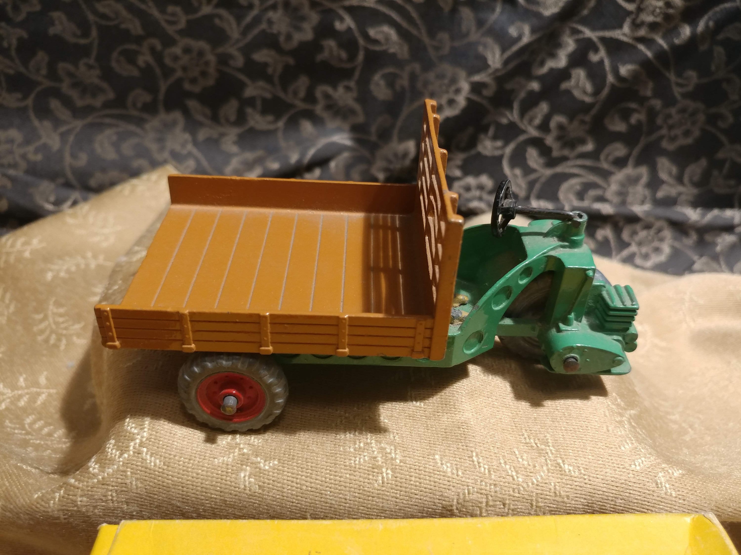 【希少当時物　ディンキートイズESS0タンクローリー MECCANO イギリス製 希少当時物 ディンキートイズESS0タンクローリー MECCANO