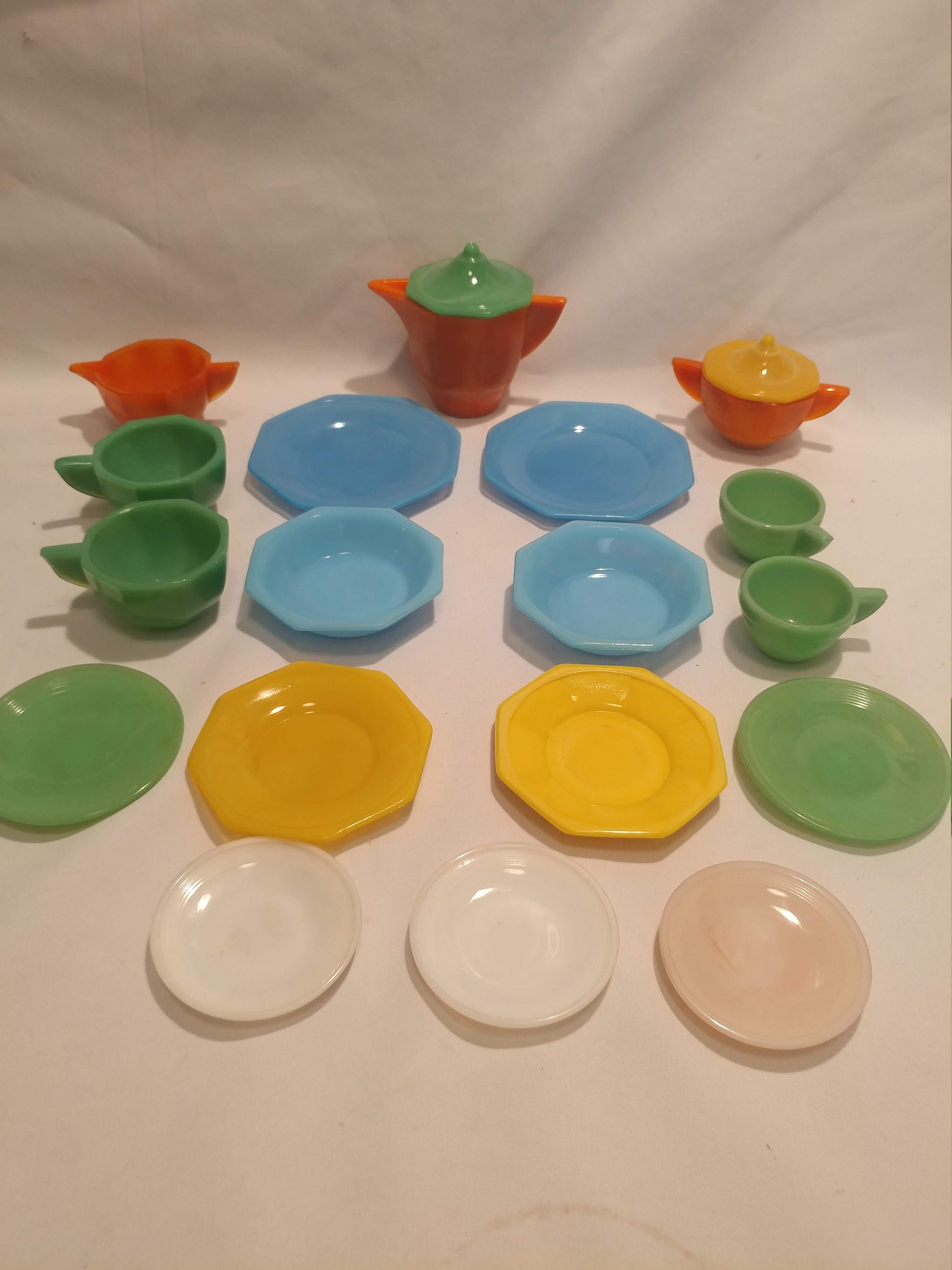 Antique Ackro-Agate Glass Tea Party Play Set. 19 pc. Set.  "SET A"
