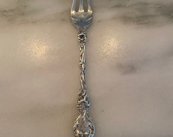 no monogram s Whiting Bead sterling silver 5 5/8" cocktail or oyster fork 