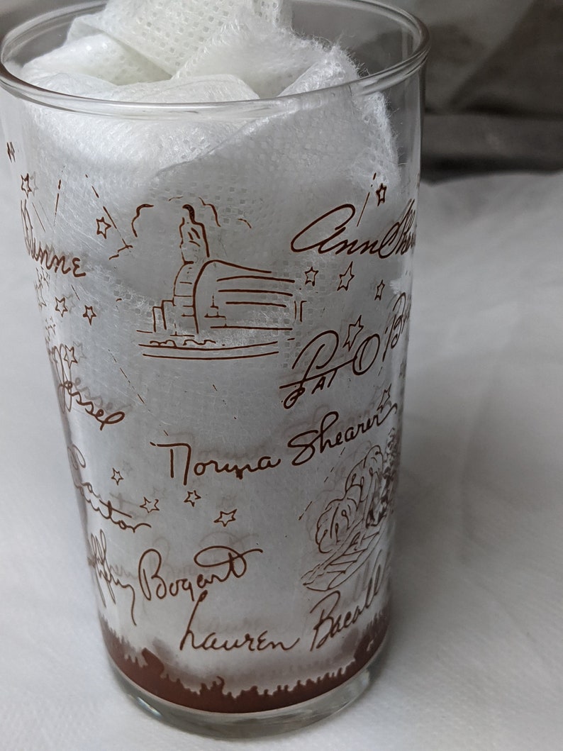 See Item Description FREE SHIPPING #6:Brown Design.Vintage Rare Libbey Glass Tumbler with Autographs of Hollywood Icons /& Iconic Landmarks