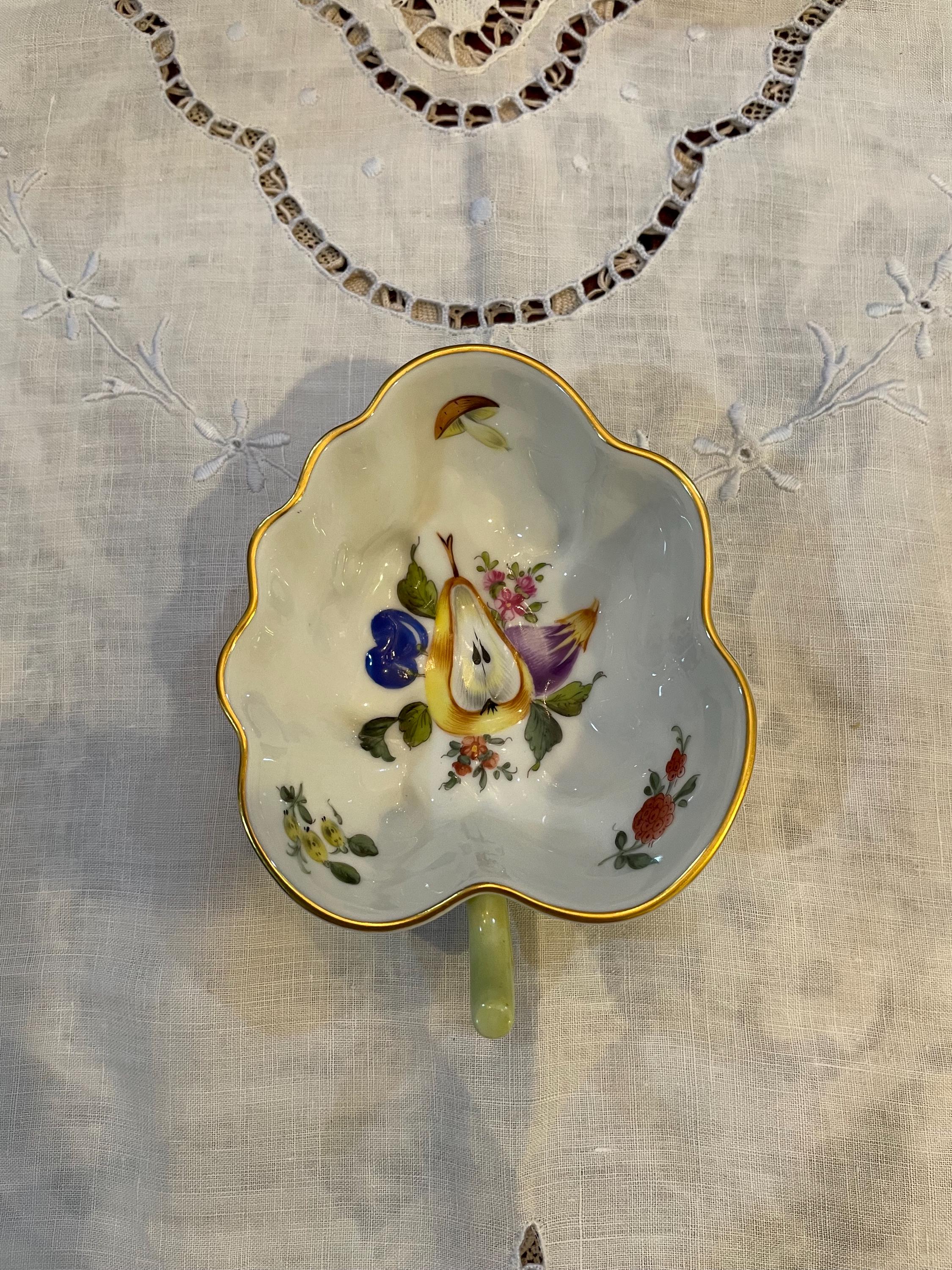 FREE Shipping-herend -hungary-fruits and Flowers-leaf Shaped