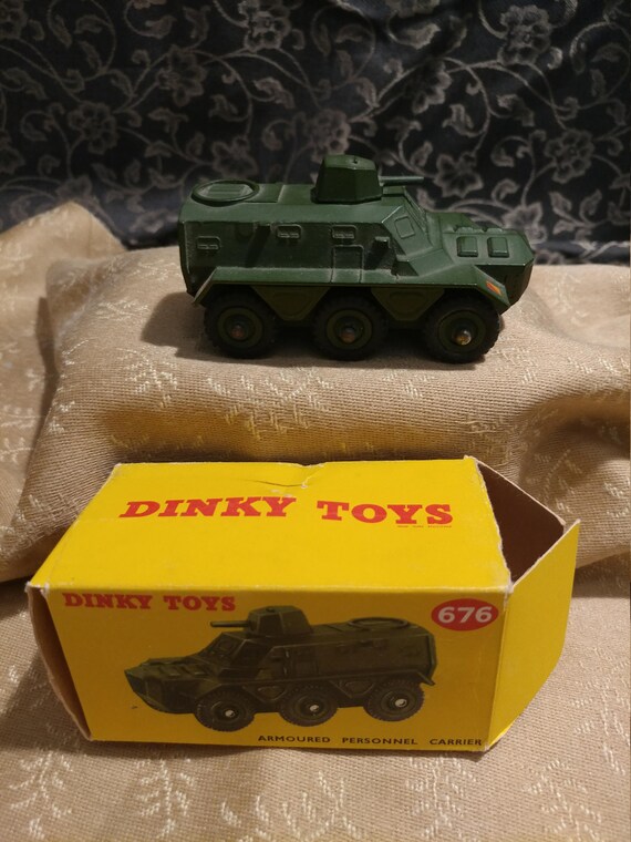 dinky toys armoured personnel carrier