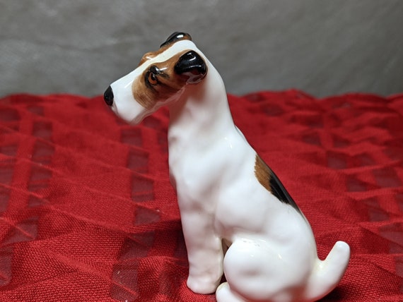 FREE SHIPPING- Vintage Royal Doulton Porcelain Dog Figurine 