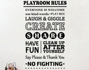 Peut inclure: Affiche de règles de salle de jeux en noir et blanc avec le texte "PLAYROOM RULES", "EVERYONE IS WELCOME", "use kind words PLAY NICE", "LAUGH & GIGGLE", "CREATE", "SHARE", "HAVE FUN", "CLEAN UP AFTER YOURSELF", "Say Please & Thank You", et "•NO FIGHTING."