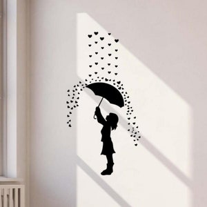 Hearts Rain Umbrella Girl Naklejka ścienna Naklejka winylowa Wystrój pokoju dziecięcego Sypialnia Sztuka ścienna Znak Wydruk Plakat Samochód Szablon Prezent Mural Cytat 2095