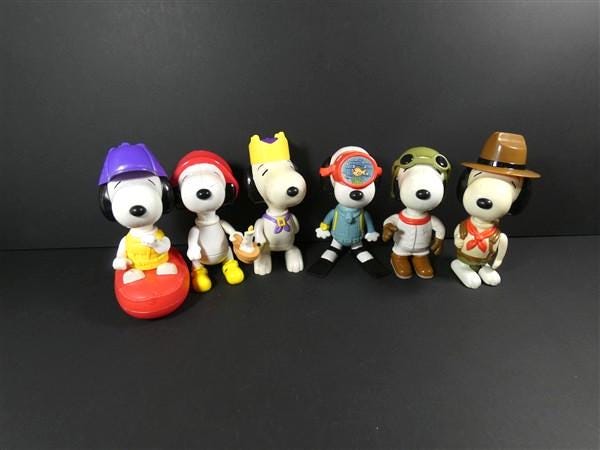 マクドナルドの2000年製ヴィンテージ スヌーピー ハッピーミール