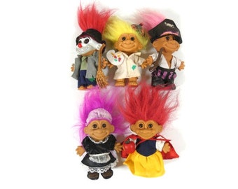 1 Vintage Russ Berrie Good Luck Troll Doll Hobo Clown Scarecrow Painter Pirate Maid Or Snow-white