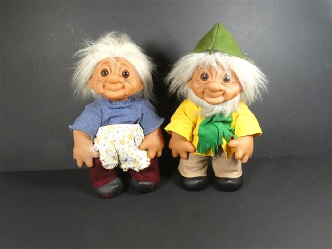 Vintage Thomas Dam Grandmother or Grandfather Troll 13.75 Inch