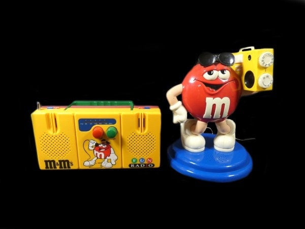 1 M&M Radio Rare Plastic Candy Radio Chocolate Characters Mars Inc 