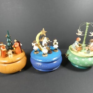 1 Vintage Wooden Christmas Music Box Angels Nativity Spring Easter Germany Erzgebirge Music Box Christmas Angels