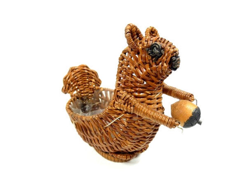 Wicker squirrel basket vintage wicker squirrel basket  etsy Wicker squirrel basket vintage wicker squirrel basket  etsy