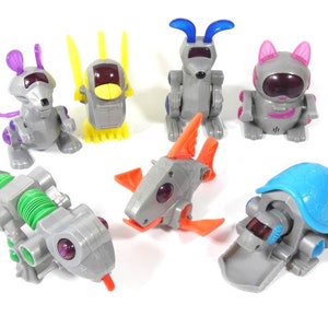 1 figura de juguete vintage de McDonald&#39;s Happy Meal de Robo Chi Pet de 2000. Mascota robot coleccionable de McDonald&#39;s
