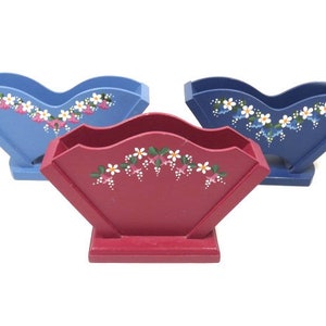 1 Hand Painted Swedish Wooden Coffee Filter Holder Folk Art Floral Design