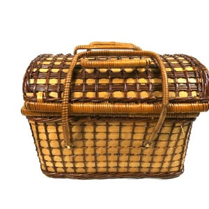 Big Vintage Wicker Handbag Vintage Wicker Bag Storage Bag Pick Nick Basket Wicker Travel Basket image 2