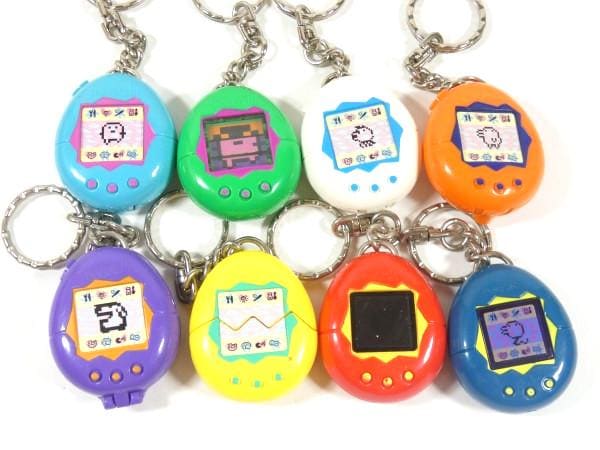 1997年マクドナルドのヴィンテージたまごっちハッピーミールおもちゃ