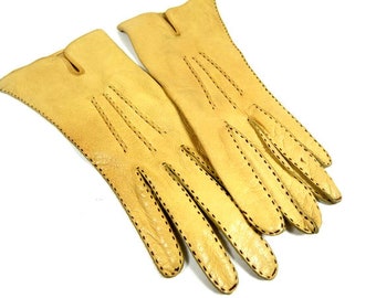 Vintage Pair Of Beige Leather Gloves For Women Vintage Leather Gloves