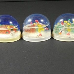 1 Vintage McDonald&#39;s Snow Globe Ronald McDonald Snowglobe 1993 Germany
