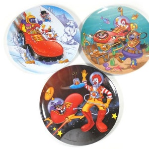 1 Vintage McDonald&#39;s Plate 2001  Traveling Plates McDonalds Collectable Toys Collectors Plate Spaceship Sled Submarine