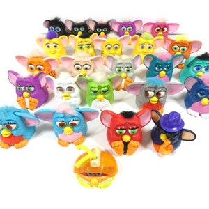 1 Vintage Furby z figurki Happy Meal z McDonald's z 1998 r. Kolekcjonerska figurka McDonald's